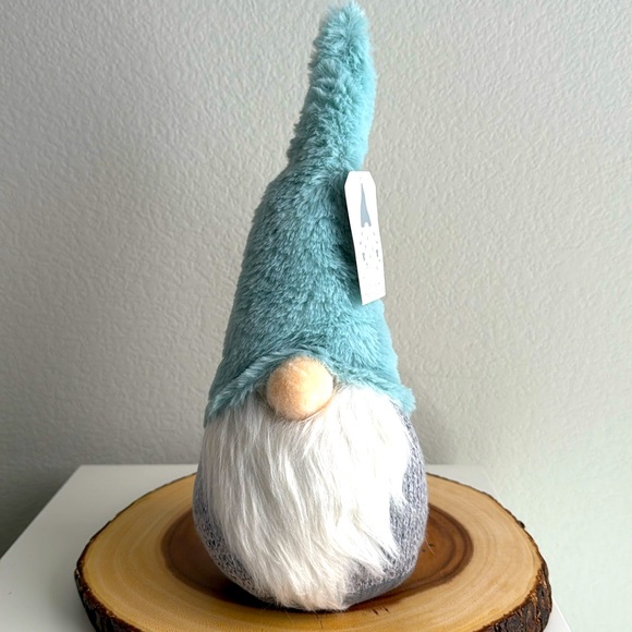❗️CUTE WINTER MINT HAT GNOME FOR THE HOLIDAYS - Picture 1 of 5